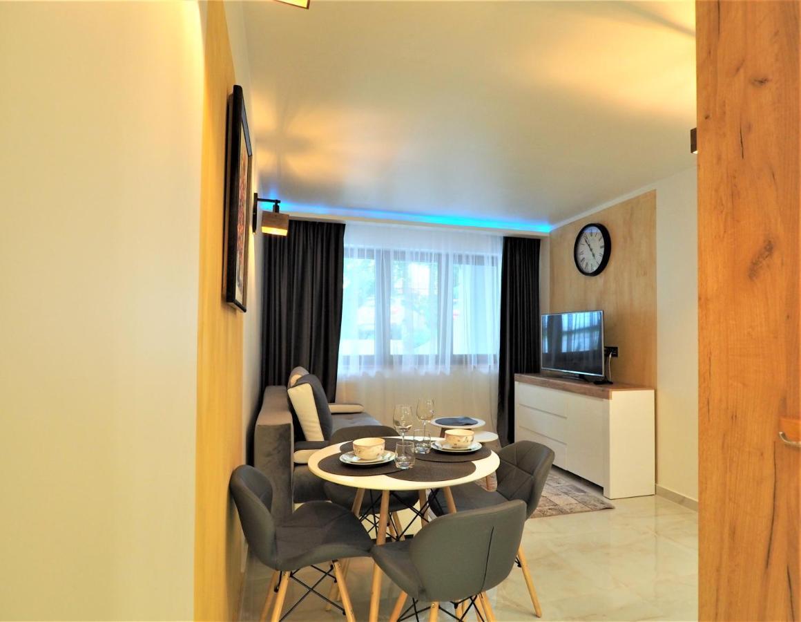 Vip Centrum Przy Rowni Apartment